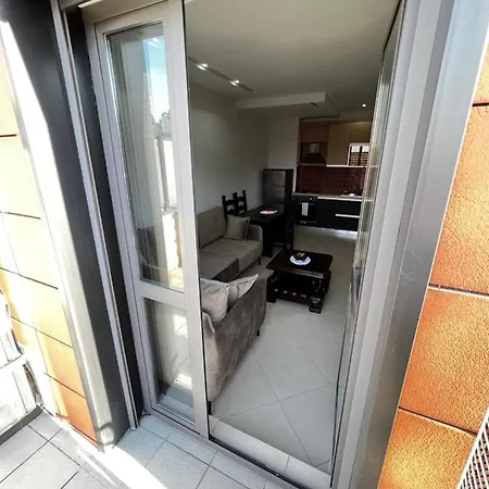 Grande Veranda 2 * Tiran