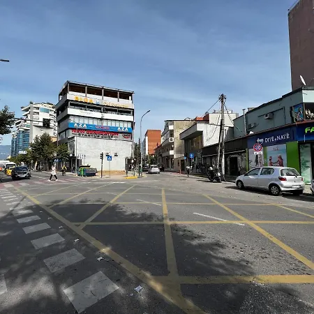 Grande Veranda 2 * Tiran